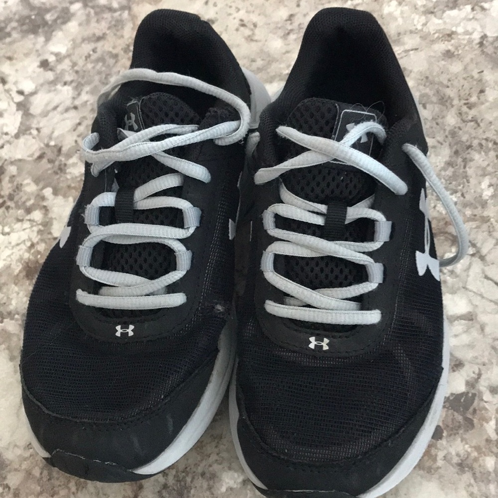 Boys Underarmour Shoes